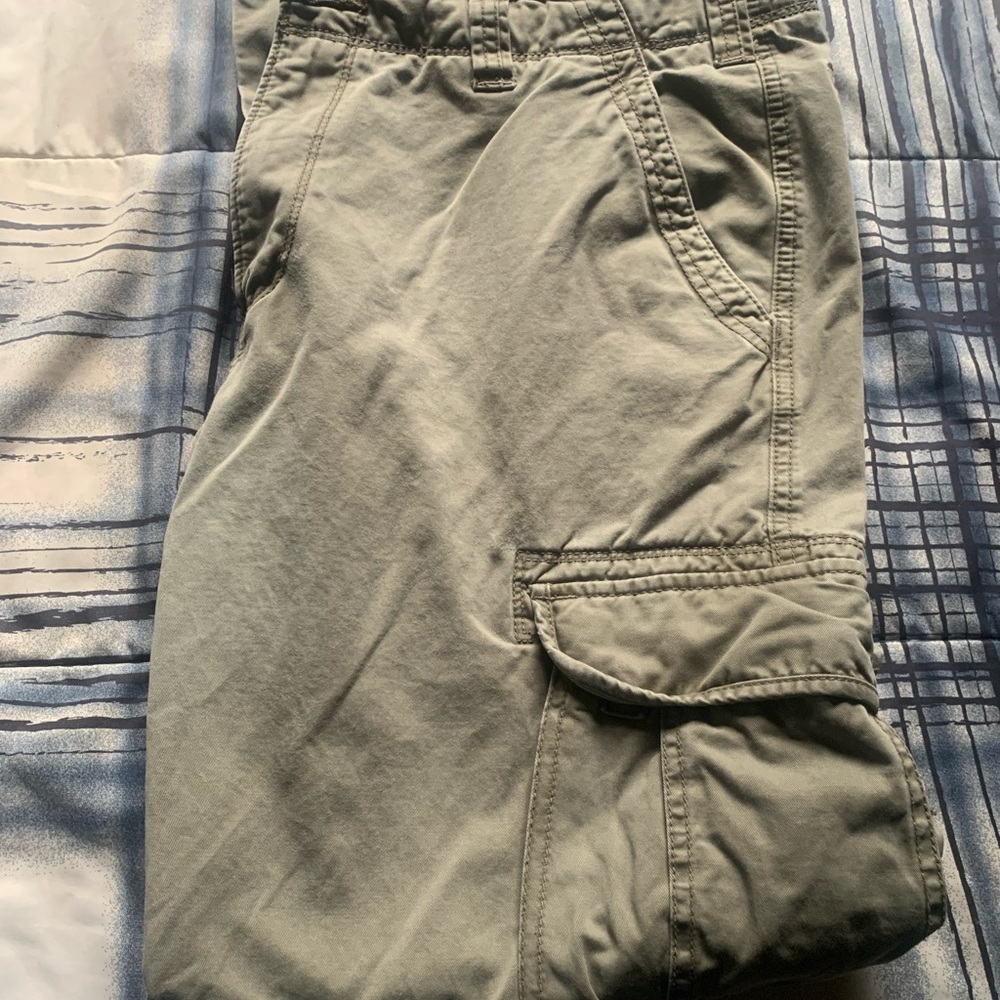 Old Navy Men’s Cargo Pants 33-30